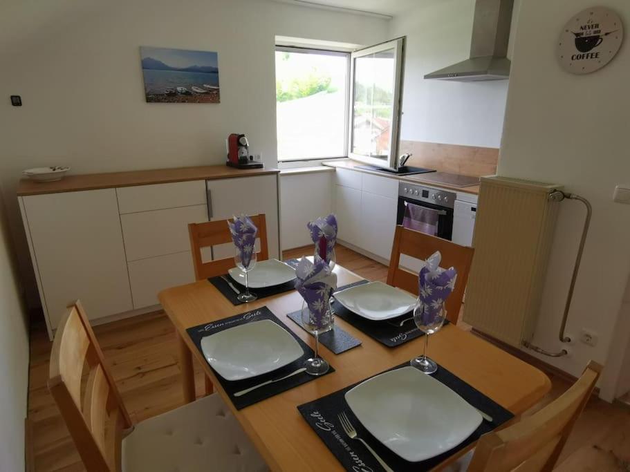 Wohnung Mit Ausblick Im Allgaeu Mit 2 Schlafzimmern Marktoberdorf Exterior foto